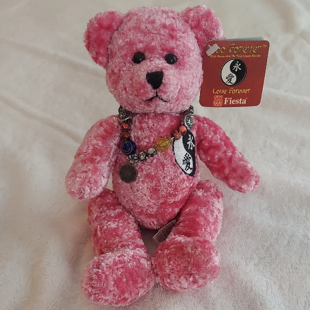 Vintage 2000s Fiesta Foo Forever Pink Plush Bear NWT W/ Yin Yang Charm Necklace